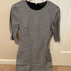 Never worn! Houndstooth dress